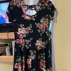 Short dress. Size large
